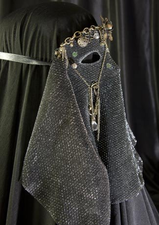 Black Silver Sparkle Veiled Mask